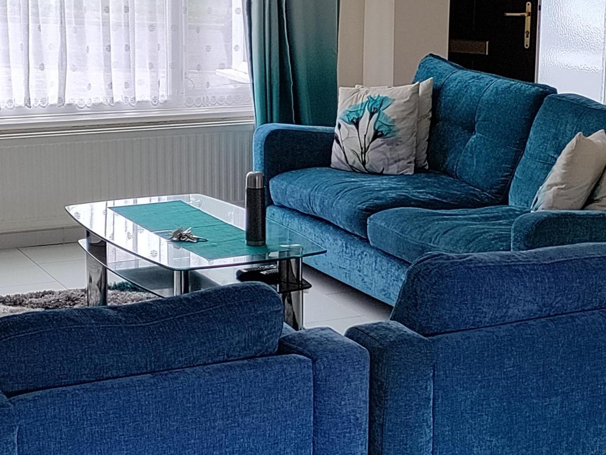 מלון Northwood  Beautiful House In Ruislip מראה חיצוני תמונה